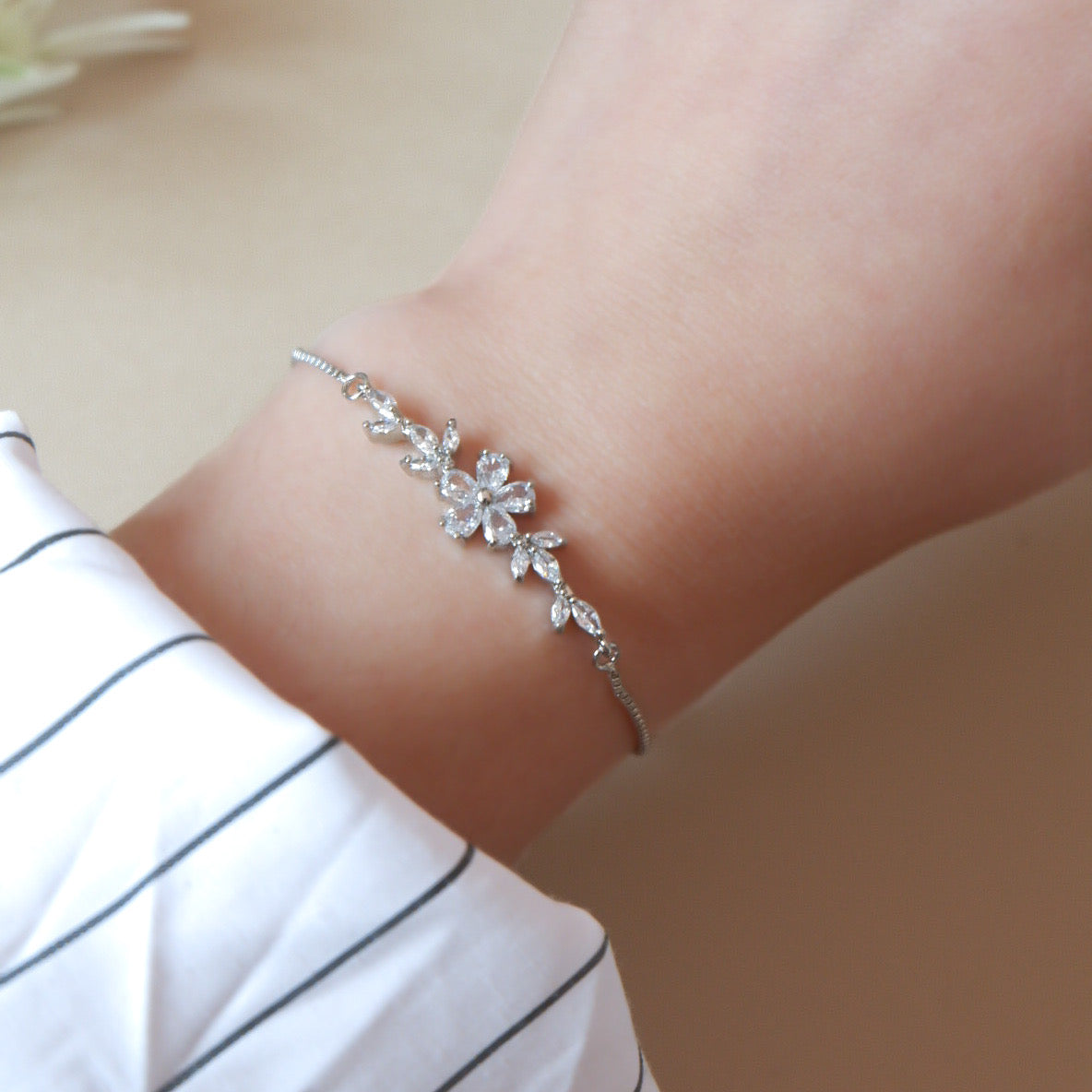 Thalia Adjustable Bracelet (Silver)