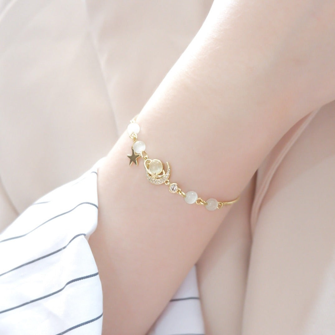 Luna Adjustable Bracelet (Gold)