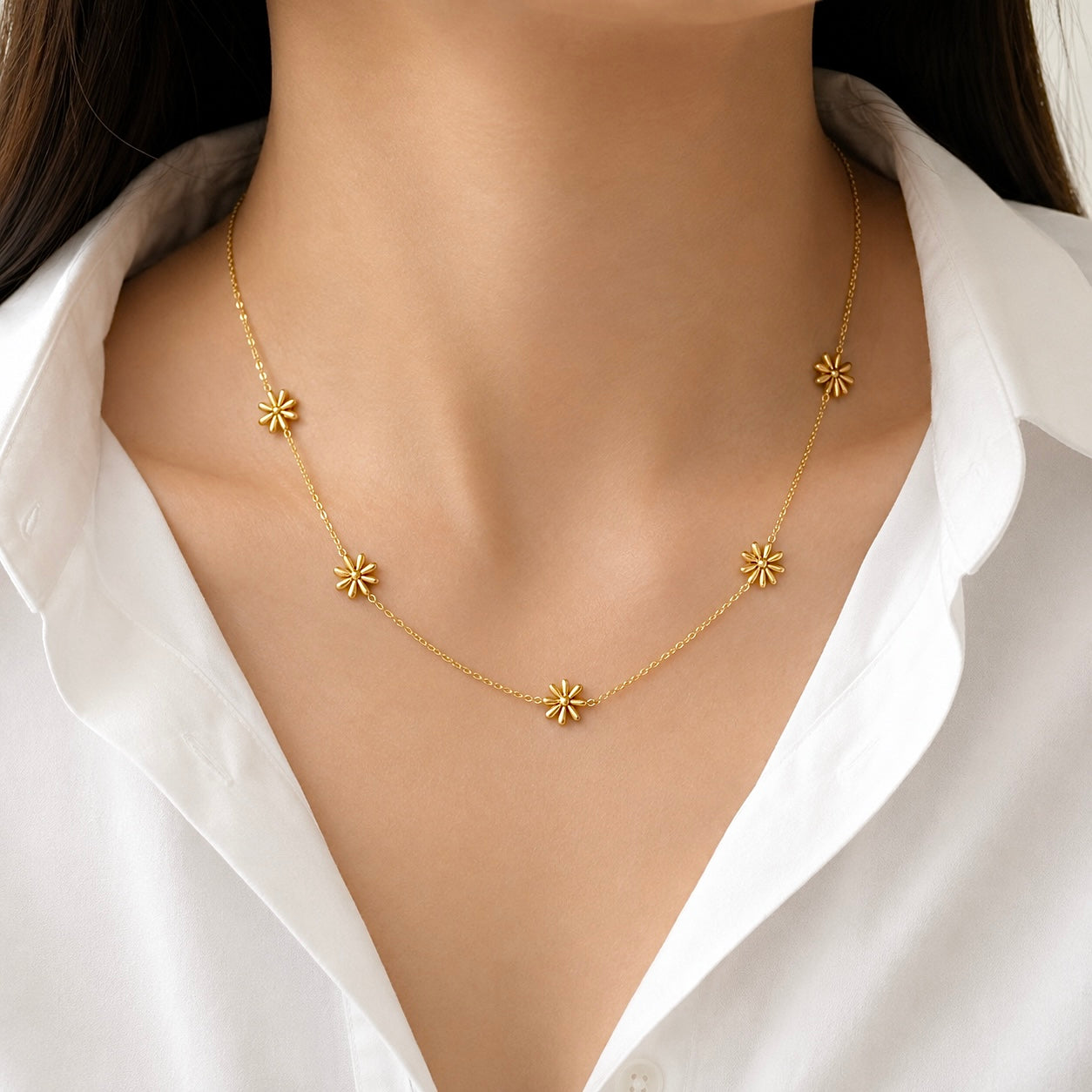 Daisy Necklace (Gold)