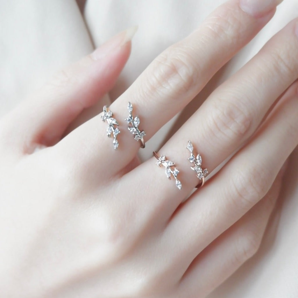 Willow Leaf Adjustable Ring (Silver)