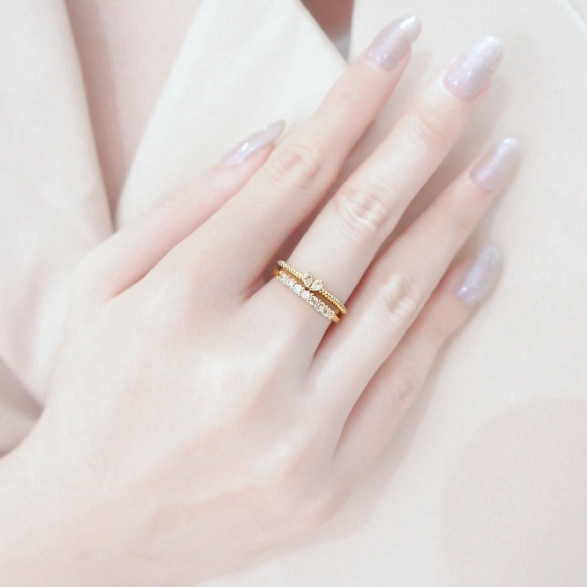 Minimalist Stackable Ring (Gold)