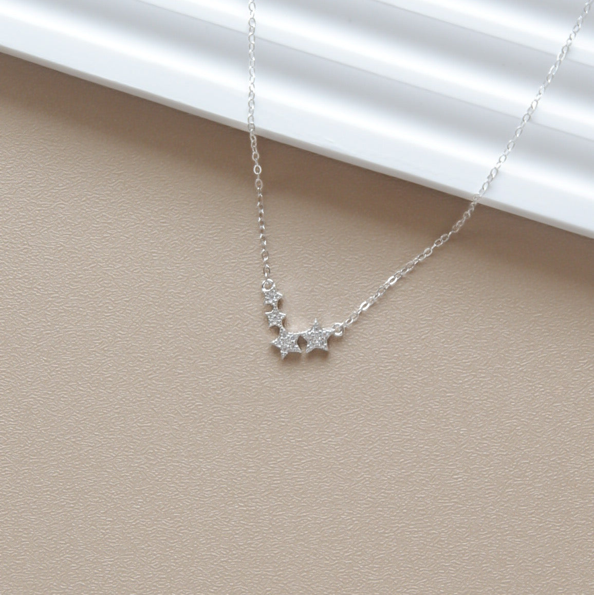 Asteria Necklace (Silver)