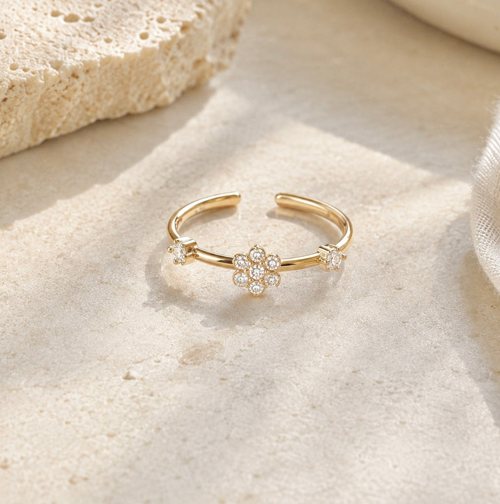 Rosette Adjustable Ring (Gold)