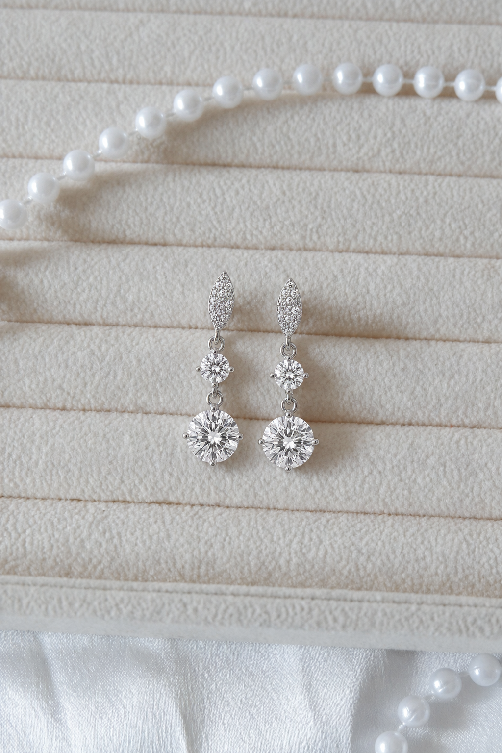 Carla Stud Earrings (Silver)