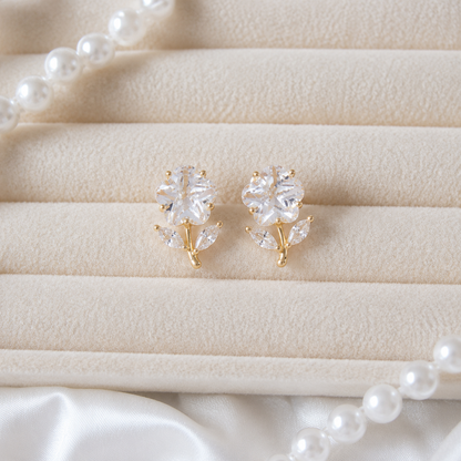 Fleurie Stud Earrings (Gold)